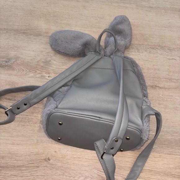 Mini rabbit backpack super cute, super soft like new - Picture 4 of 5